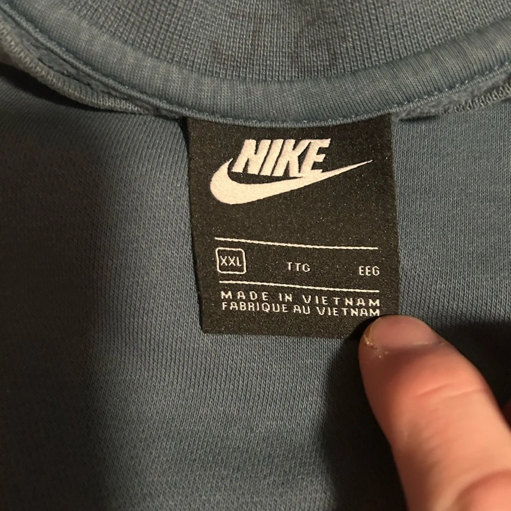 Blue Nike Crewneck - Picture 2 of 2